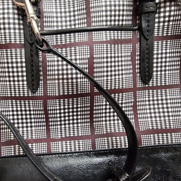 Coach Peyton Glen Plaid Dome Purse Cora Satchel EUC!